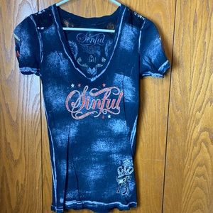 Sinful rocker tee short sleeve small